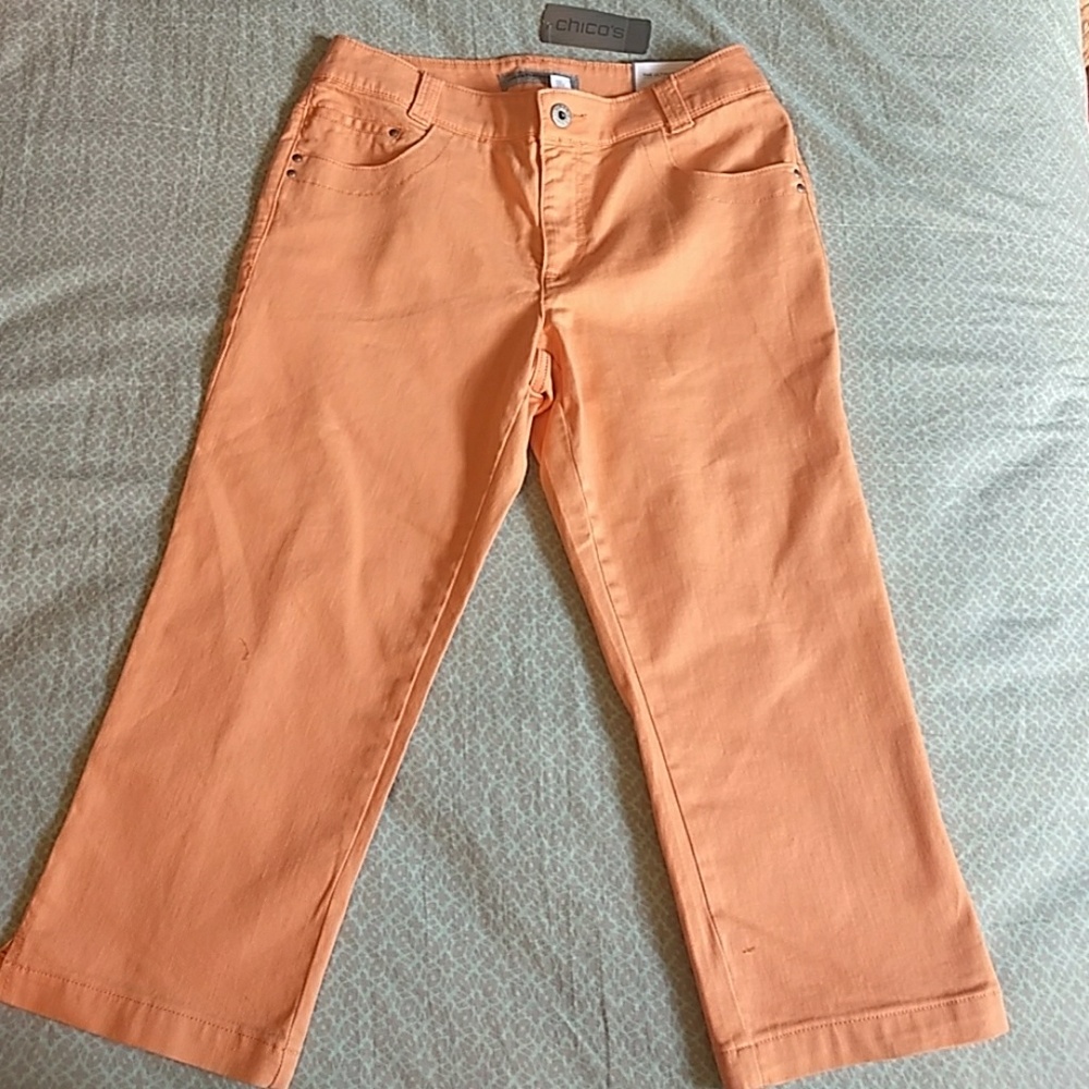 NWT! Chico's platinum denim crop jeans